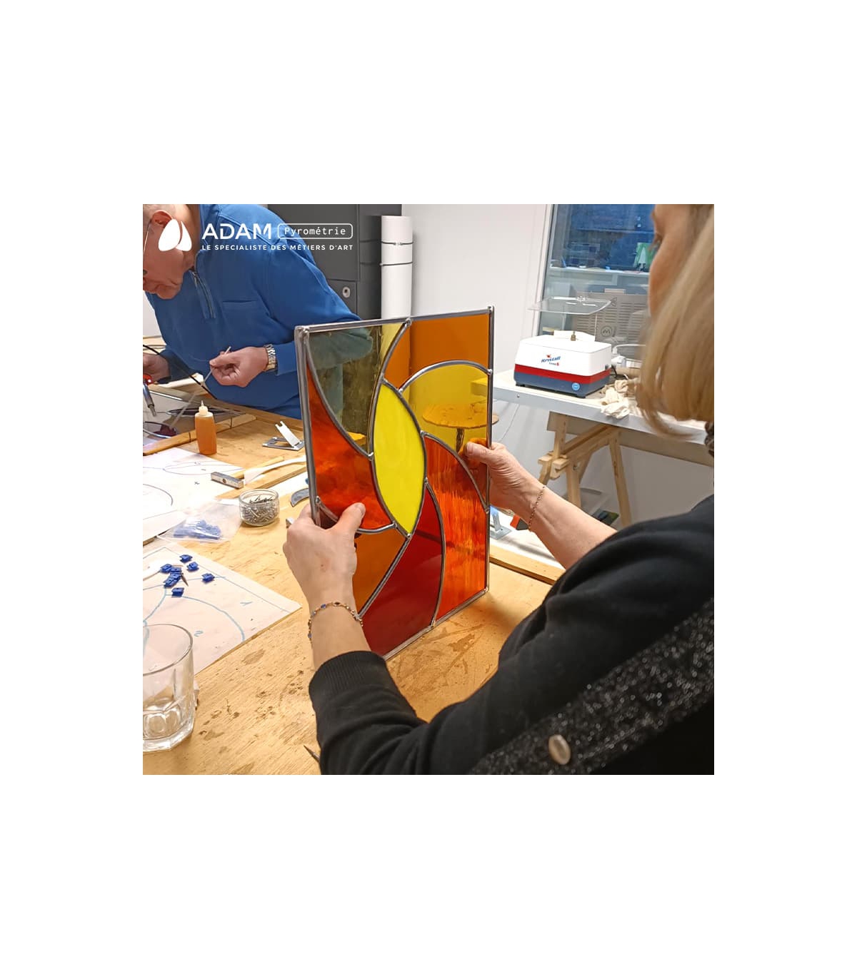 Miroir mosaïque multicolore en vitrail - Atelier Ovono Verrier d'art